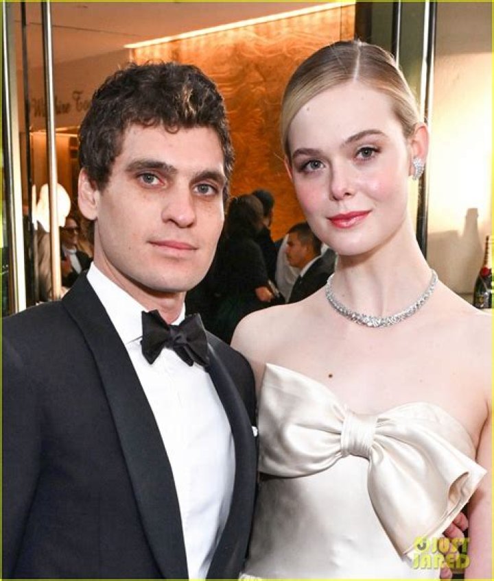 Dating, Boyfriend, Net worth, Height, Age, Wiki