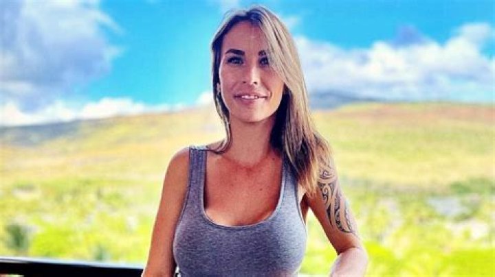 Image of Lyssa Chapman height is 5 feet 1 inch