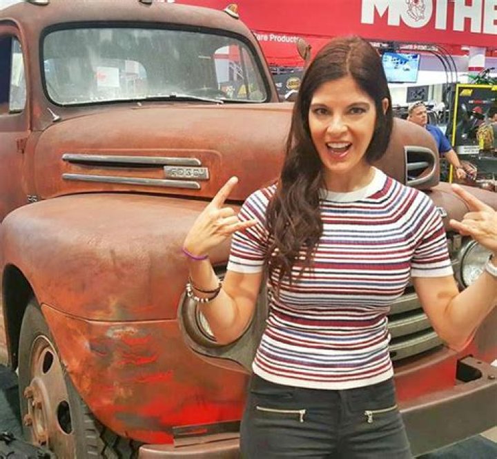 Image of Rachel De Barros is currently single