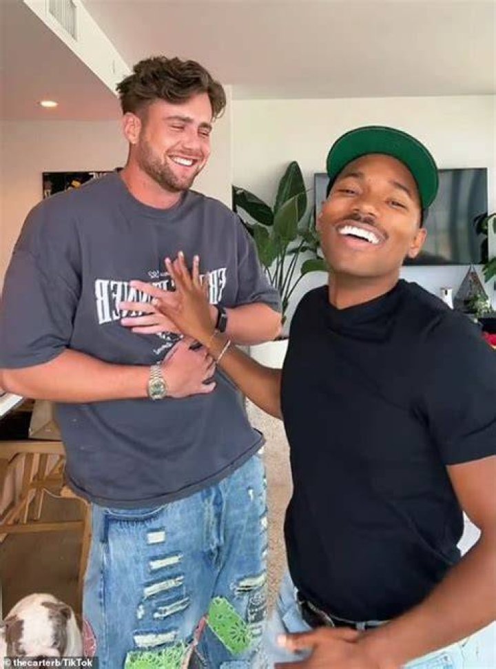 Is Harry Jowsey Gay? Or Dating Girlfriend Rylee Arnold - SarkariResult