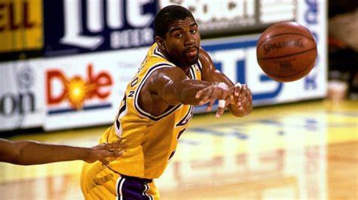 Is Magic Johnson's Height an Advantage in His Legendary Basketball Career?