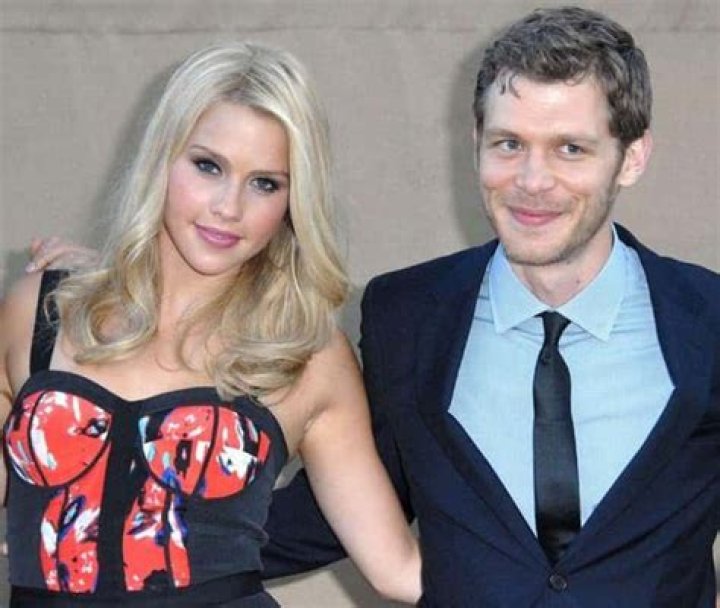 Joseph Morgan relationship status Joseph Morgan relationship status
