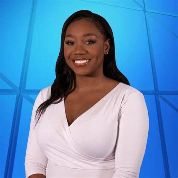 Lauren Johnson Lauren Johnson