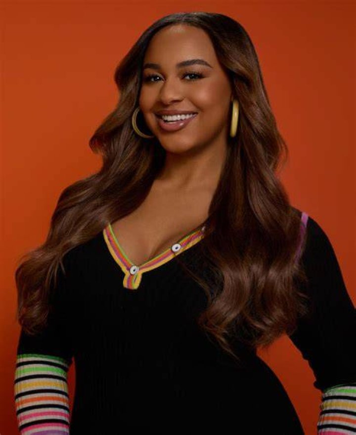 Nia Sioux