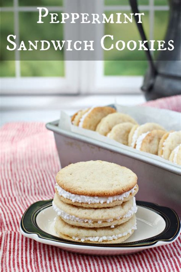 Stack of peppermint sandwich cookies.