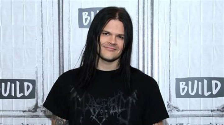 Travis Bacon Bio Travis Bacon Bio