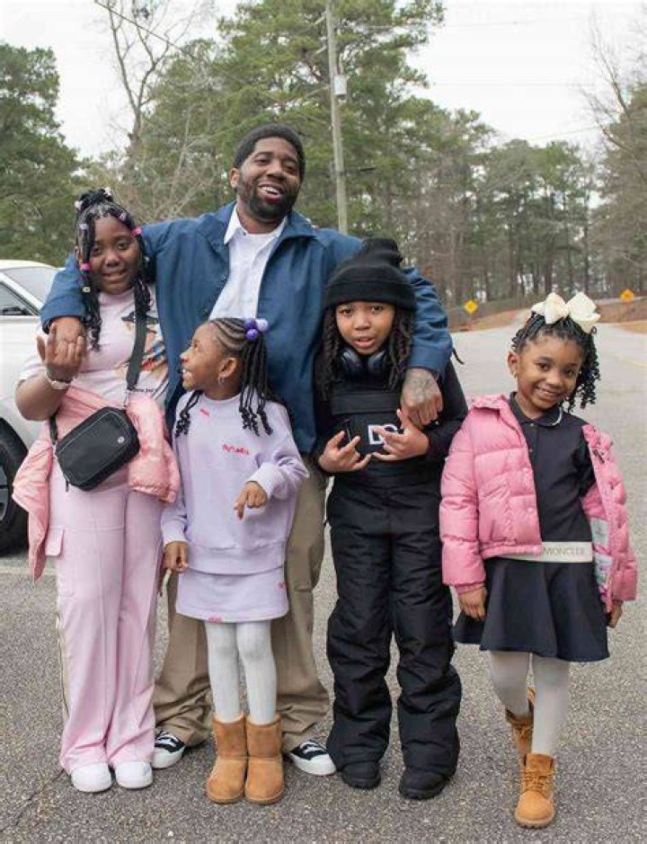 YFN LUCCI with kids YFN LUCCI with kids